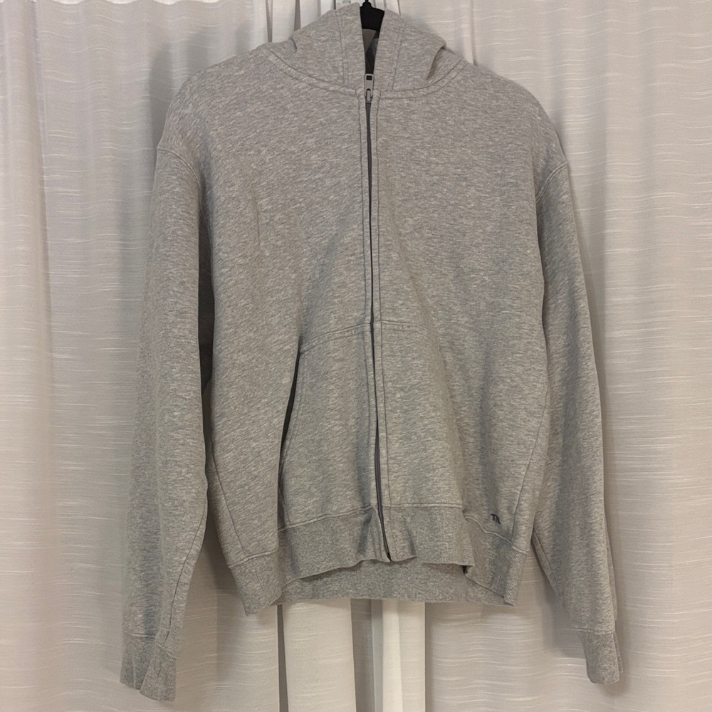 Aritzia TNA Perfect Fit Zip up